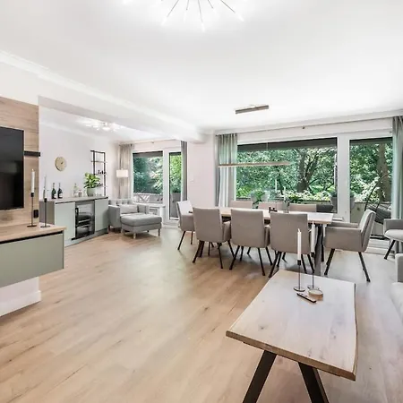 Apartment Exklusives Parkside In Der Innenstadt Am Park Bremen