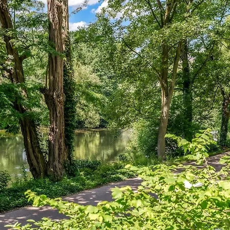 Apartman Exklusives Parkside In Der Innenstadt Am Park *